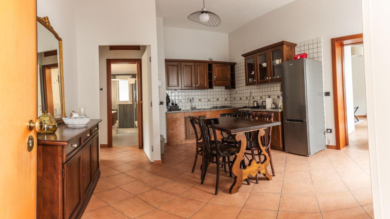 Hippocratica Apartment Salerno Luaran gambar