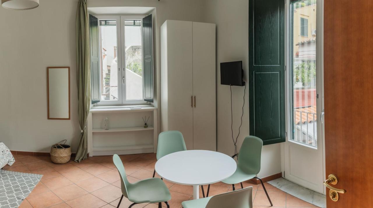 Hippocratica Apartment Salerno Luaran gambar
